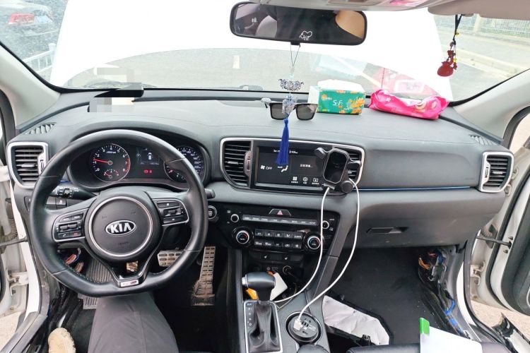 Used Kia KX5 2017 1.6T Automatic Two-Wheel Drive 15th Anniversary Special Edition DLX Audio And AC Panel