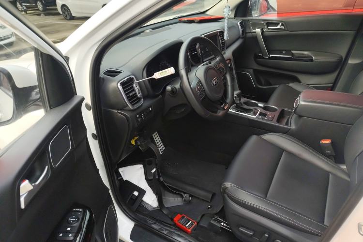 Used Kia KX5 2017 1.6T Automatic Two-Wheel Drive 15th Anniversary Special Edition DLX Driver Seat