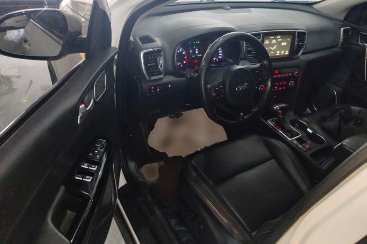 Used Kia KX5 2017 1.6T Automatic Two-Wheel Drive 15th Anniversary Special Edition DLX Driver Seat