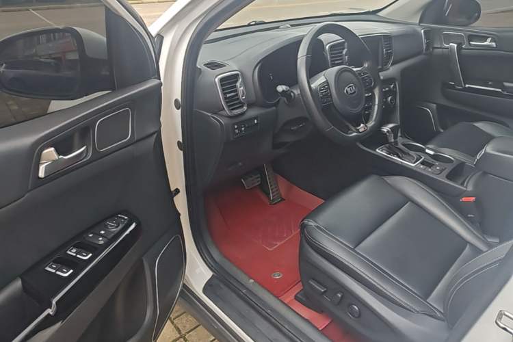 Used Kia KX5 2017 1.6T Automatic Two-Wheel Drive 15th Anniversary Special Edition DLX Driver Seat