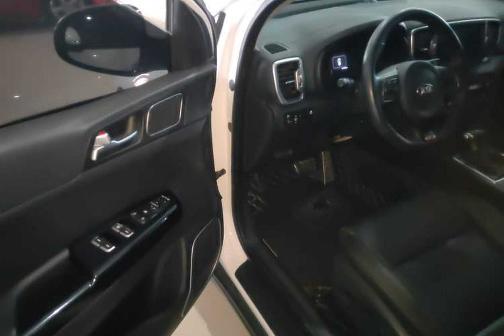Used Kia KX5 2017 1.6T Automatic Two-Wheel Drive 15th Anniversary Special Edition DLX Driver Seat