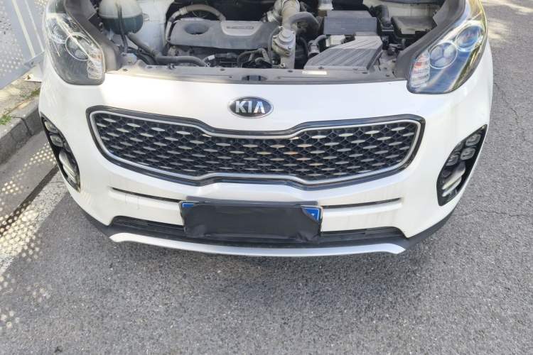 Used Kia KX5 2017 1.6T Automatic Two-Wheel Drive 15th Anniversary Special Edition DLX Engine Bay