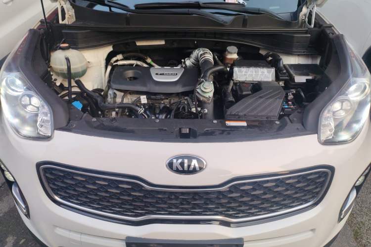 Used Kia KX5 2017 1.6T Automatic Two-Wheel Drive 15th Anniversary Special Edition DLX Engine Bay