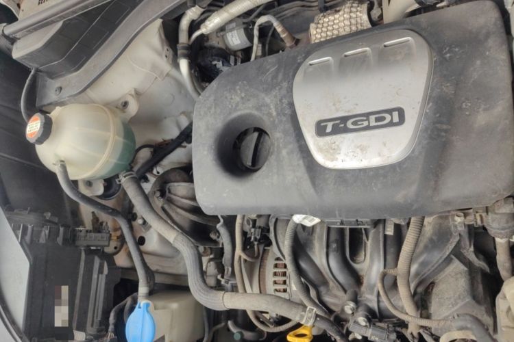 Used Kia KX5 2017 1.6T Automatic Two-Wheel Drive 15th Anniversary Special Edition DLX Engine Bay Right