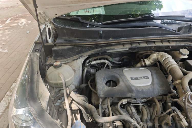 Used Kia KX5 2017 1.6T Automatic Two-Wheel Drive 15th Anniversary Special Edition DLX Engine Bay Right