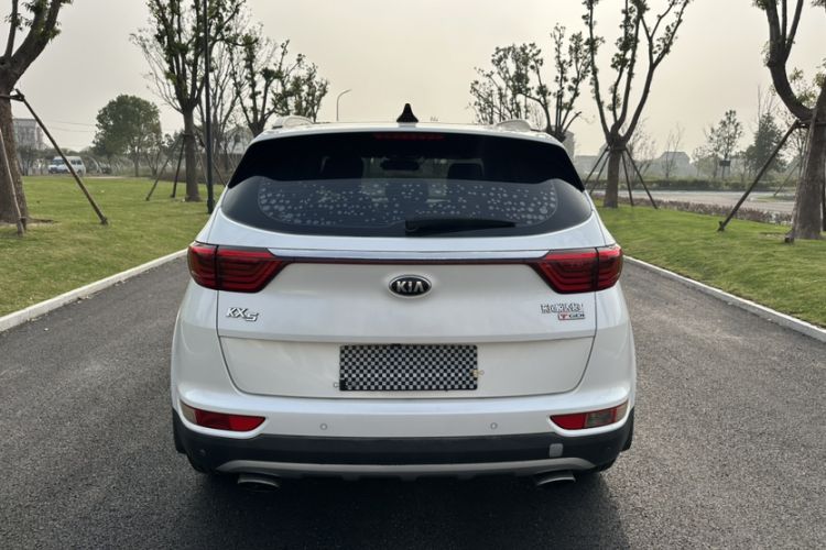 Used Kia KX5 2017 1.6T Automatic Two-Wheel Drive 15th Anniversary Special Edition DLX Exterior 1