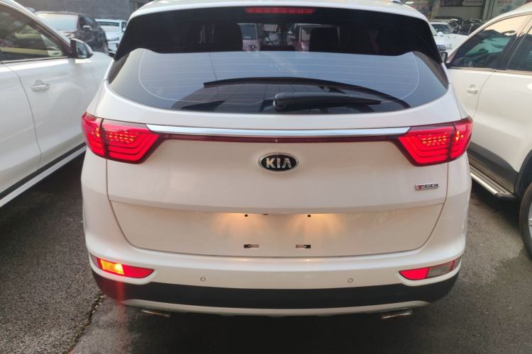 Used Kia KX5 2017 1.6T Automatic Two-Wheel Drive 15th Anniversary Special Edition DLX Exterior 3