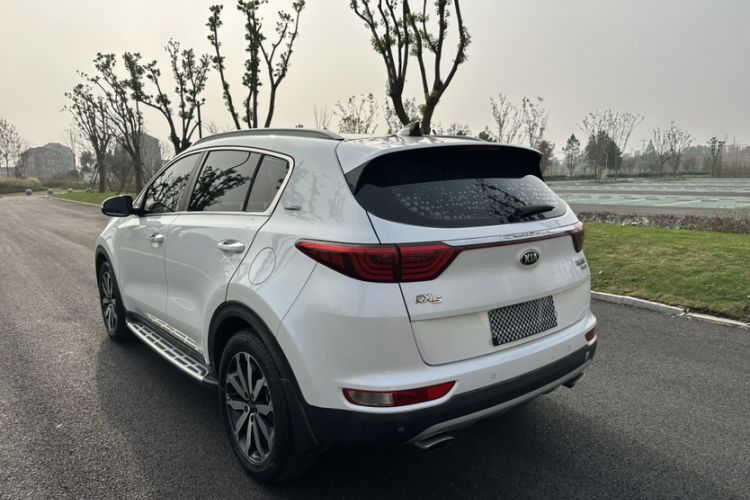 Used Kia KX5 2017 1.6T Automatic Two-Wheel Drive 15th Anniversary Special Edition DLX Exterior 6