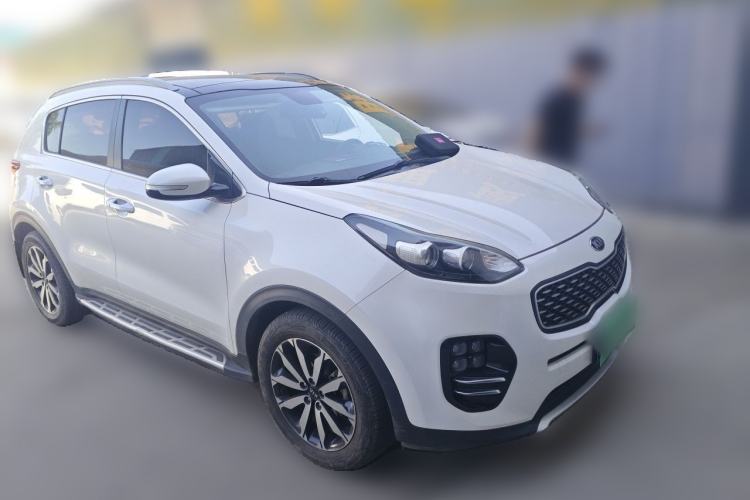 Used Kia KX5 2017 1.6T Automatic Two-Wheel Drive 15th Anniversary Special Edition DLX Front Right 45 Deg