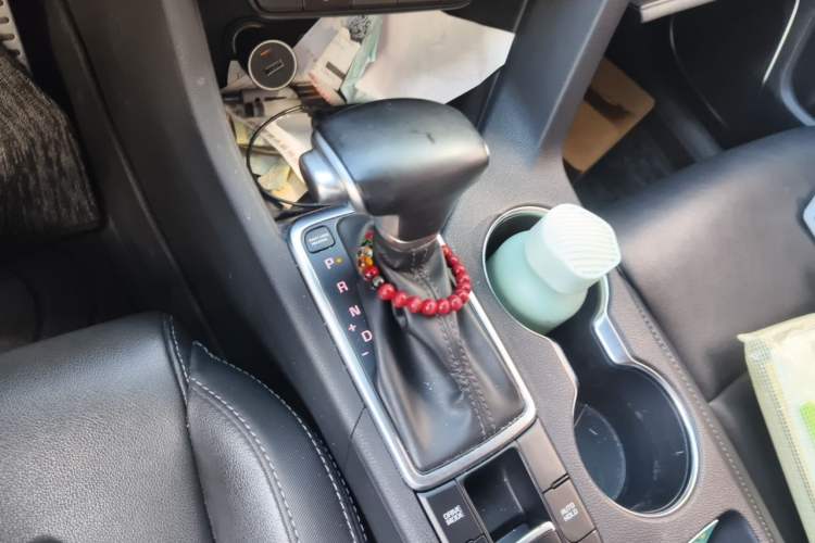 Used Kia KX5 2017 1.6T Automatic Two-Wheel Drive 15th Anniversary Special Edition DLX Gear Lever