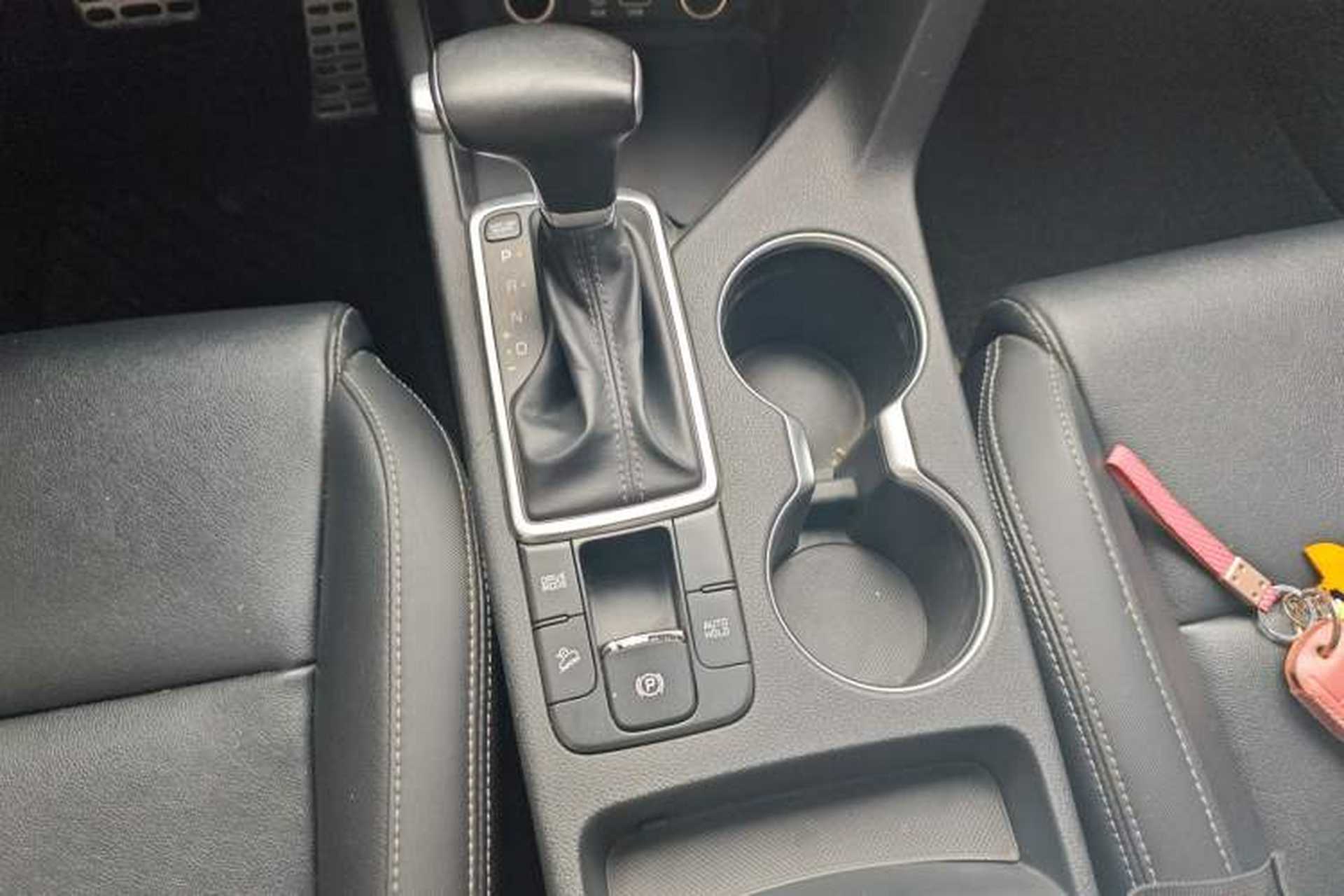 Used Kia KX5 2017 1.6T Automatic Two-Wheel Drive 15th Anniversary Special Edition DLX Gear Lever