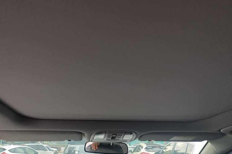 Used Kia KX5 2017 1.6T Automatic Two-Wheel Drive 15th Anniversary Special Edition DLX Headliner