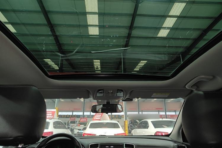 Used Kia KX5 2017 1.6T Automatic Two-Wheel Drive 15th Anniversary Special Edition DLX Headliner