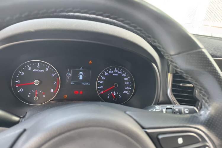 Used Kia KX5 2017 1.6T Automatic Two-Wheel Drive 15th Anniversary Special Edition DLX Instrument Cluster