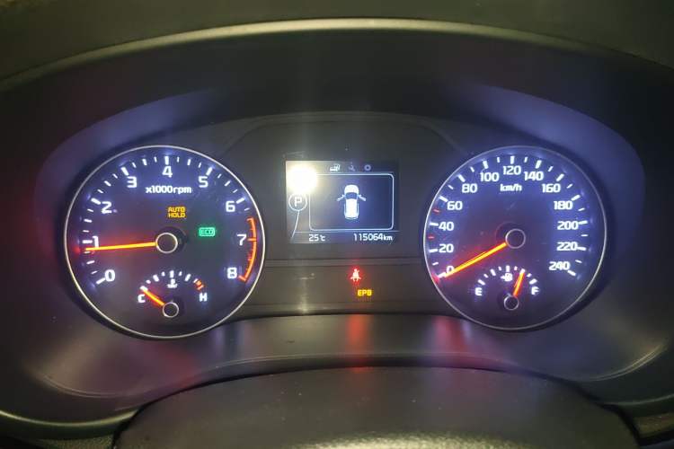 Used Kia KX5 2017 1.6T Automatic Two-Wheel Drive 15th Anniversary Special Edition DLX Instrument Cluster
