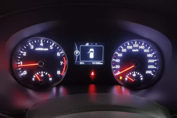 Used Kia KX5 2017 1.6T Automatic Two-Wheel Drive 15th Anniversary Special Edition DLX Instrument Cluster