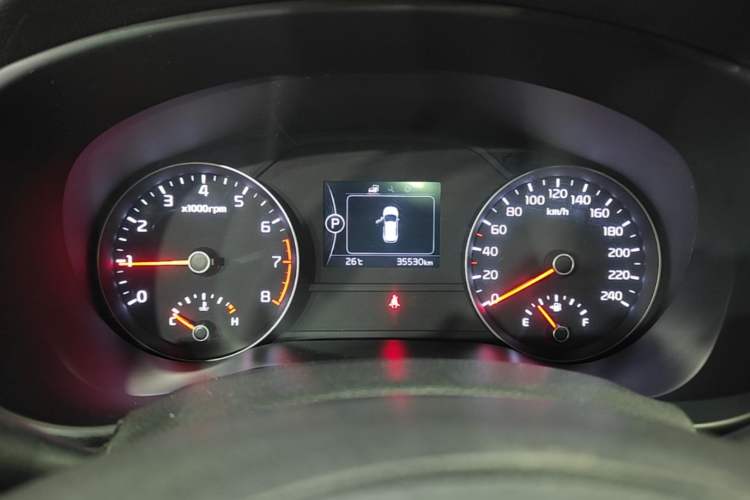 Used Kia KX5 2017 1.6T Automatic Two-Wheel Drive 15th Anniversary Special Edition DLX Instrument Cluster