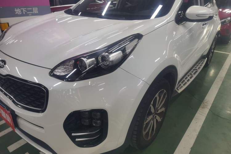 Used Kia KX5 2017 1.6T Automatic Two-Wheel Drive 15th Anniversary Special Edition DLX Left Front Headlight
