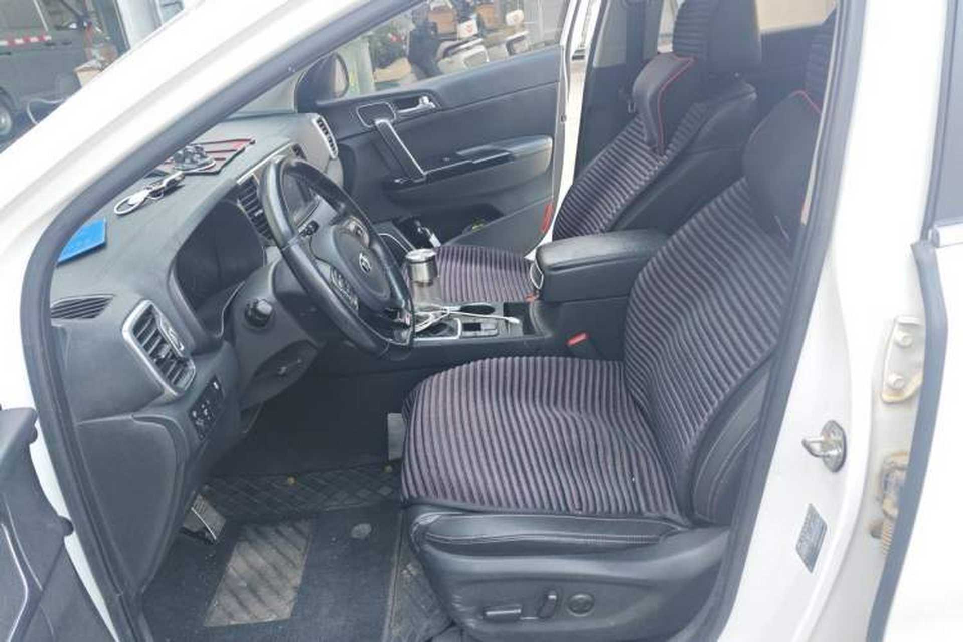 Used Kia KX5 2017 1.6T Automatic Two-Wheel Drive 15th Anniversary Special Edition DLX Left Front Seat