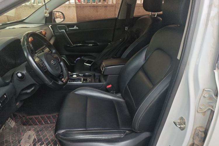 Used Kia KX5 2017 1.6T Automatic Two-Wheel Drive 15th Anniversary Special Edition DLX Left Front Seat