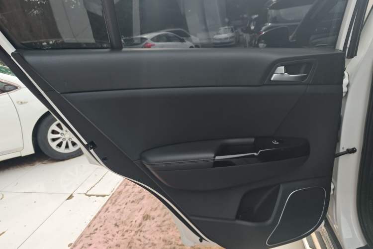 Used Kia KX5 2017 1.6T Automatic Two-Wheel Drive 15th Anniversary Special Edition DLX Left Rear Door Interior