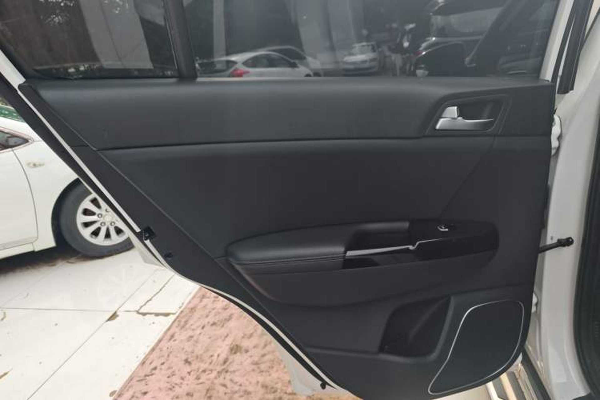 Used Kia KX5 2017 1.6T Automatic Two-Wheel Drive 15th Anniversary Special Edition DLX Left Rear Door Interior