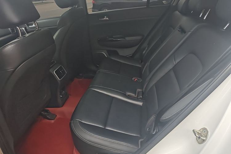 Used Kia KX5 2017 1.6T Automatic Two-Wheel Drive 15th Anniversary Special Edition DLX Left Rear Seat