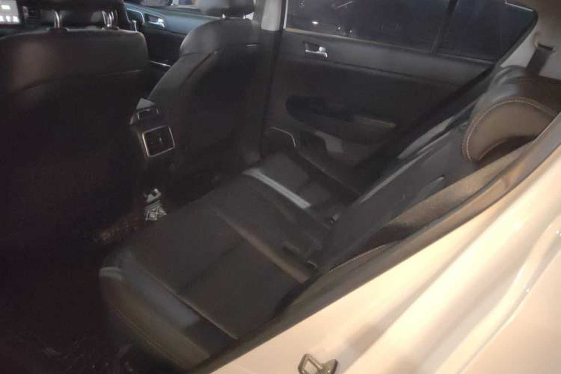 Used Kia KX5 2017 1.6T Automatic Two-Wheel Drive 15th Anniversary Special Edition DLX Left Rear Seat