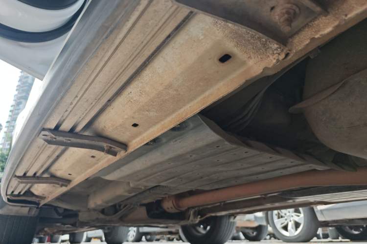 Used Kia KX5 2017 1.6T Automatic Two-Wheel Drive 15th Anniversary Special Edition DLX Left Side Sill