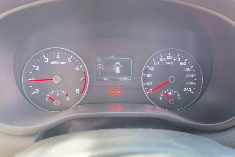 Used Kia KX5 2017 1.6T Automatic Two-Wheel Drive 15th Anniversary Special Edition DLX Odometer Close Up