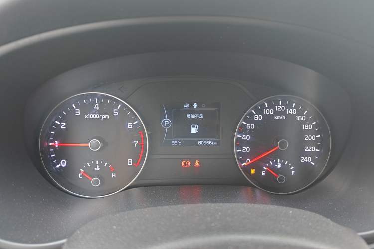 Used Kia KX5 2017 1.6T Automatic Two-Wheel Drive 15th Anniversary Special Edition DLX Odometer Close Up