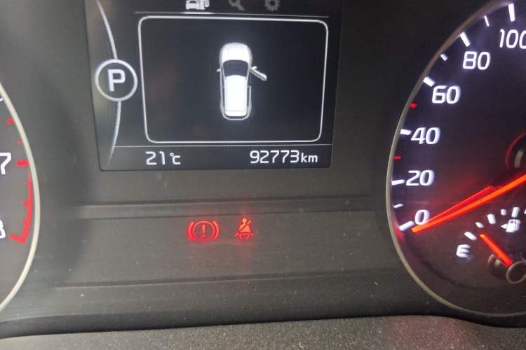 Used Kia KX5 2017 1.6T Automatic Two-Wheel Drive 15th Anniversary Special Edition DLX Odometer Close Up