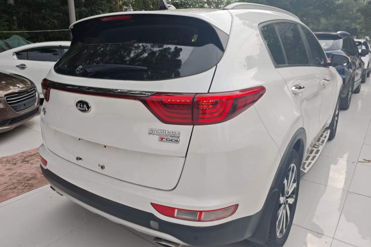 Used Kia KX5 2017 1.6T Automatic Two-Wheel Drive 15th Anniversary Special Edition DLX Rear Right 45 Deg