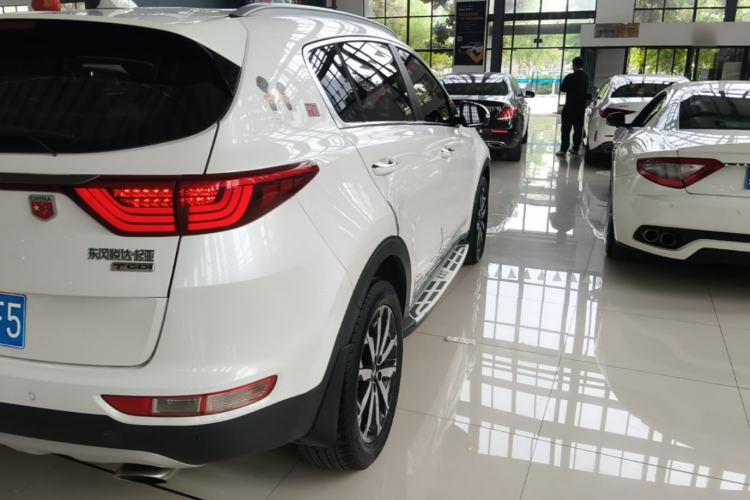 Used Kia KX5 2017 1.6T Automatic Two-Wheel Drive 15th Anniversary Special Edition DLX Right Rear Taillight