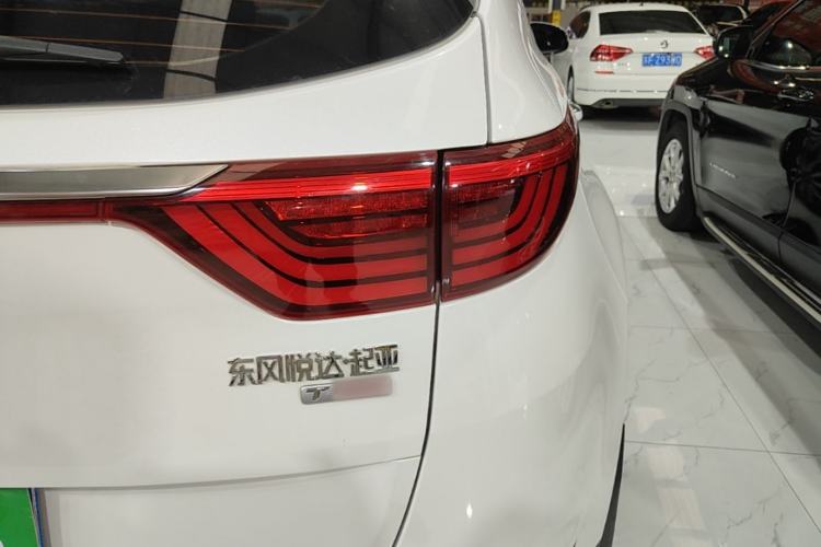 Used Kia KX5 2017 1.6T Automatic Two-Wheel Drive 15th Anniversary Special Edition DLX Right Rear Taillight