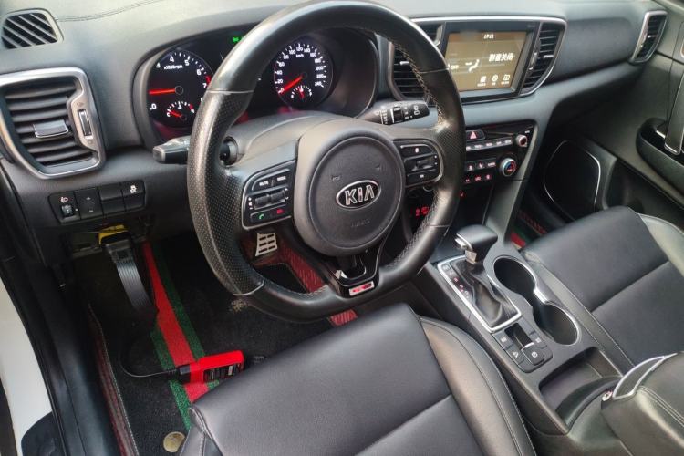Used Kia KX5 2017 1.6T Automatic Two-Wheel Drive 15th Anniversary Special Edition DLX Steering Wheel