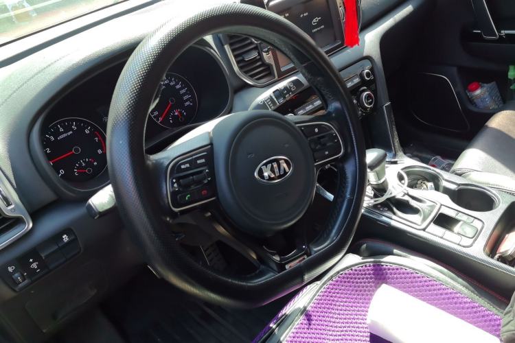 Used Kia KX5 2017 1.6T Automatic Two-Wheel Drive 15th Anniversary Special Edition DLX Steering Wheel