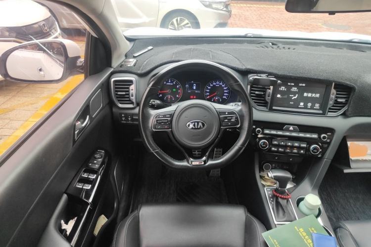 Used Kia KX5 2017 1.6T Automatic Two-Wheel Drive 15th Anniversary Special Edition DLX Steering Wheel