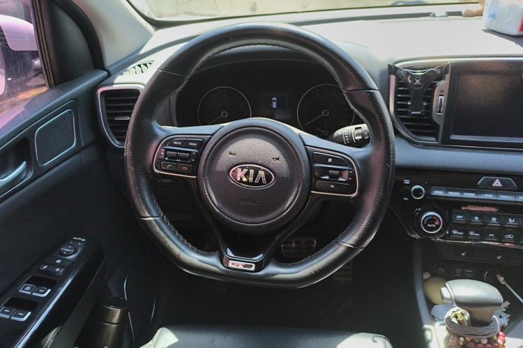 Used Kia KX5 2017 1.6T Automatic Two-Wheel Drive 15th Anniversary Special Edition DLX Steering Wheel