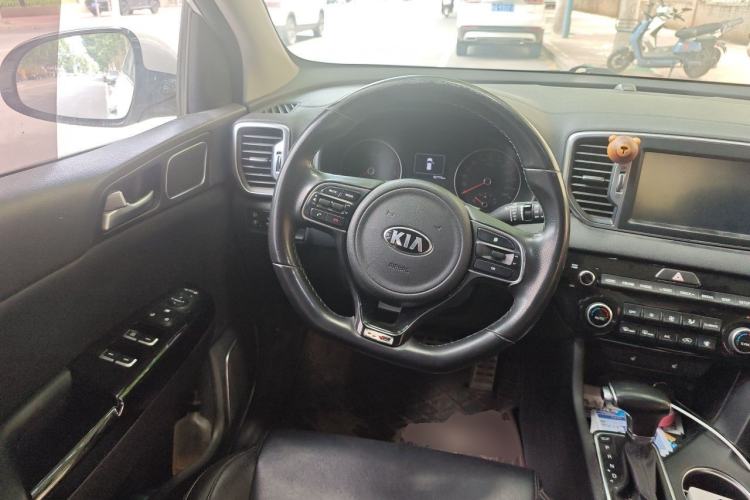Used Kia KX5 2017 1.6T Automatic Two-Wheel Drive 15th Anniversary Special Edition DLX Steering Wheel