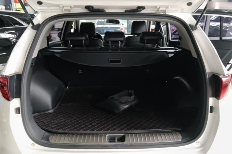 Used Kia KX5 2017 1.6T Automatic Two-Wheel Drive 15th Anniversary Special Edition DLX Trunk