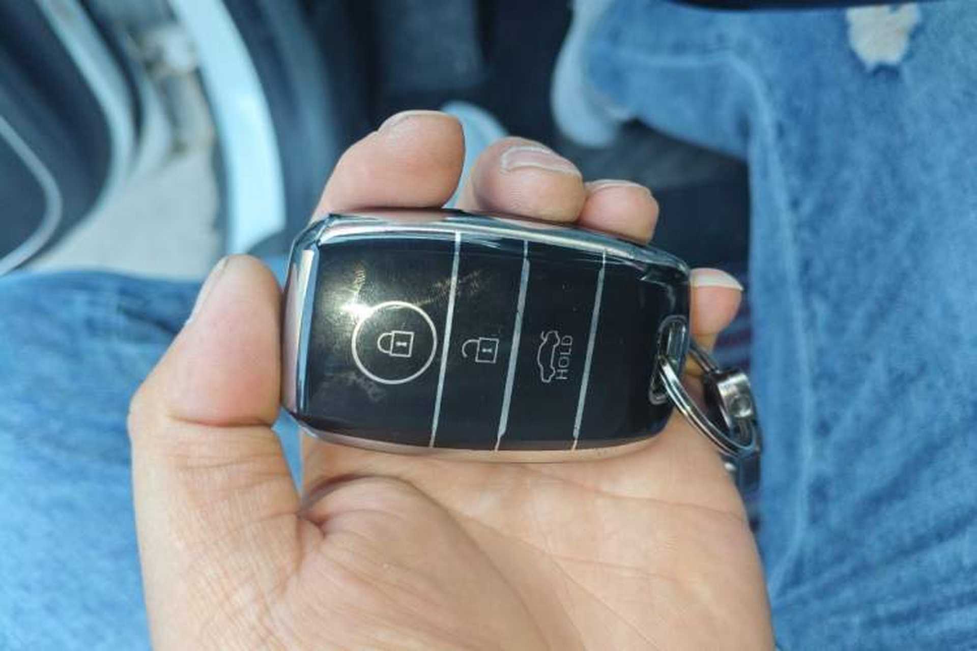 Used Kia KX5 2017 1.6T Automatic Two-Wheel Drive 15th Anniversary Special Edition DLX Vehicle Key