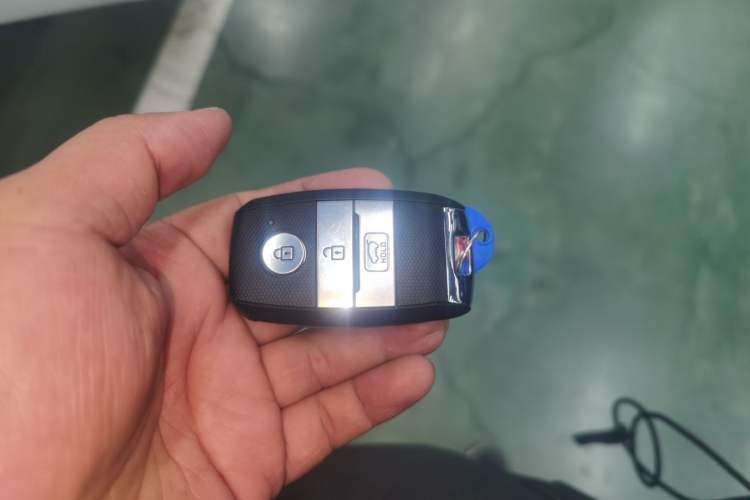 Used Kia KX5 2017 1.6T Automatic Two-Wheel Drive 15th Anniversary Special Edition DLX Vehicle Key