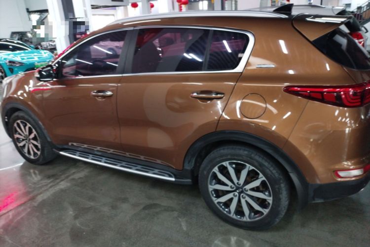 Used Kia KX5 2017 1.6T Automatic Two-Wheel Drive 15th Anniversary Special Edition DLX Left Side