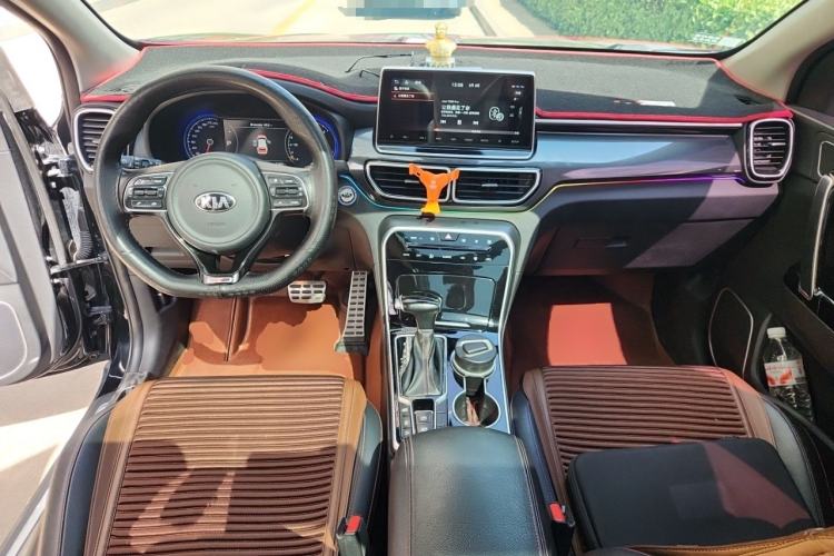 Used Kia KX5 2019 1.6T Automatic Two-Wheel Drive Luxury Edition Center Console