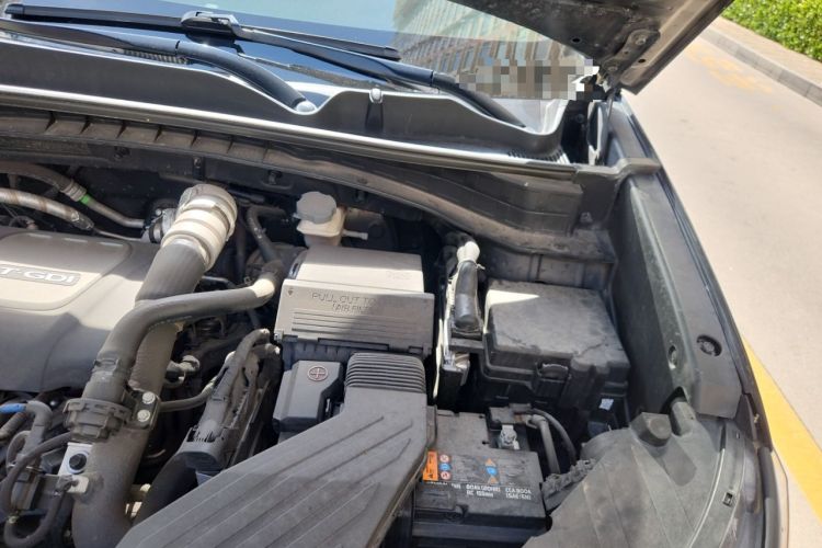 Used Kia KX5 2019 1.6T Automatic Two-Wheel Drive Luxury Edition Engine Bay Left