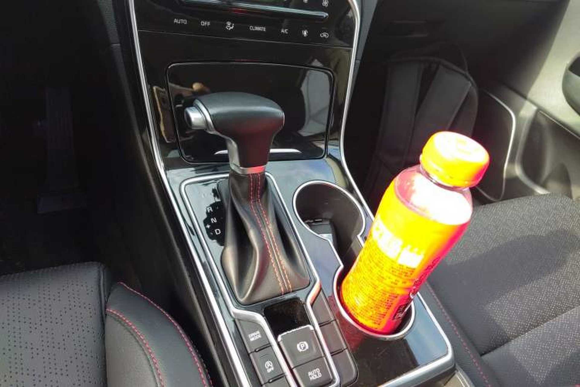 Used Kia KX5 2019 2.0L Automatic 2WD Comfort Edition Gear Lever