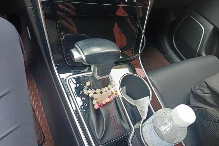 Used Kia KX5 2019 1.6T Automatic Two-Wheel Drive Luxury Edition Gear Lever