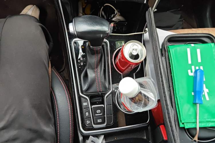 Used Kia KX5 2019 2.0L Automatic 2WD Comfort Edition Gear Lever