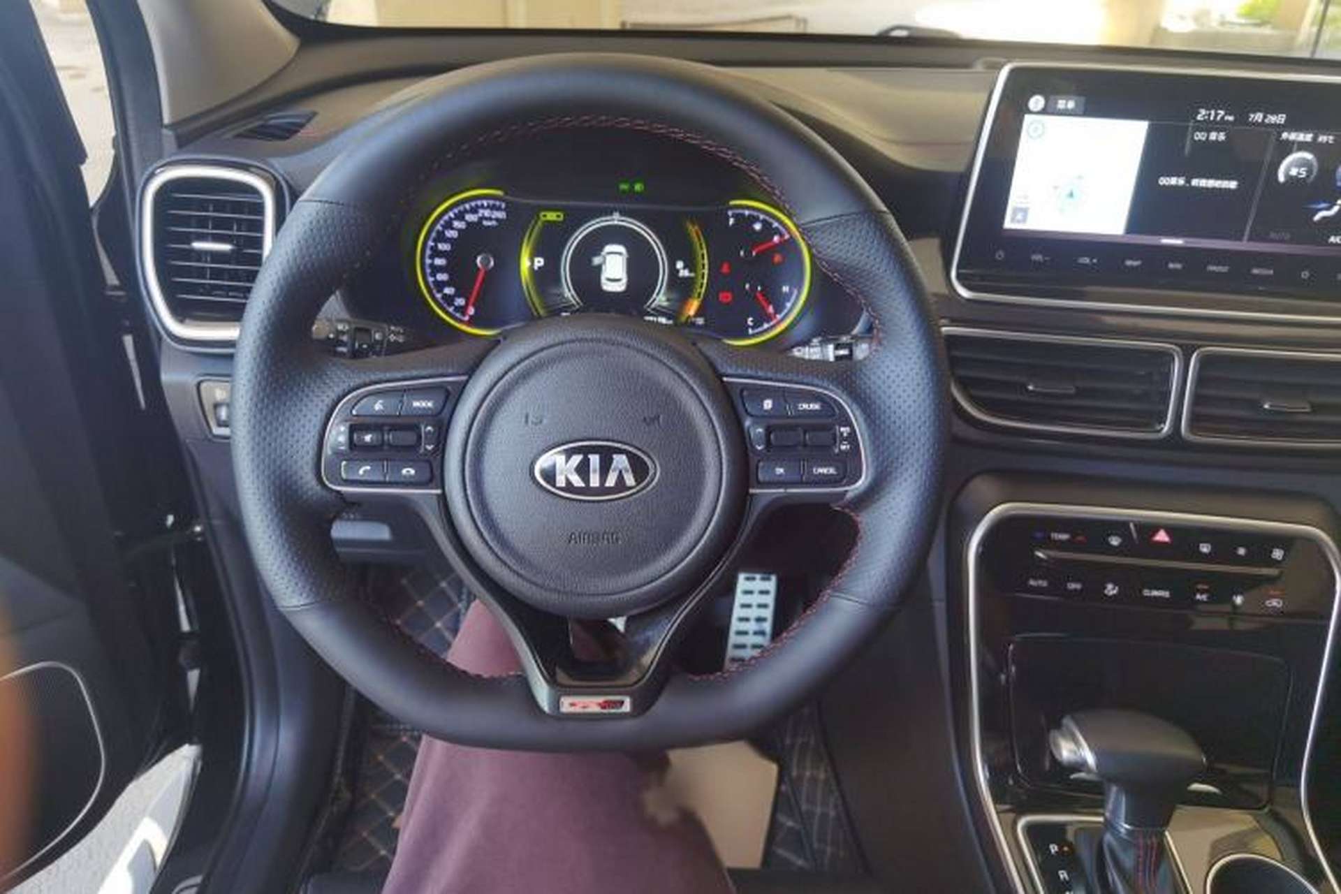 Used Kia KX5 2019 1.6T Automatic Two-Wheel Drive Luxury Edition Interior 2